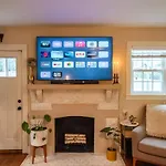 Holiday home Cozy East Nash W Big Yard *