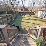 Cozy East Nash W Big Yard