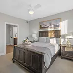 Pulse - Minutes To Broadway - Sleeps 6