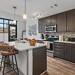 Cozy & Stylish Loft In Midtown