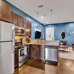 The Barrelhouse Loft In West End Near Vandy And Centennial Holiday home *