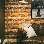 Legends Loft Modern Near Vandy On West End Holiday home