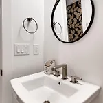 615 Vibe East Getaway 3 Miles To Downtown Holiday home Nashville