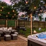 Cozy W Hot Tub 17 Mi To Downtown Nashville