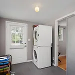 Holiday home Cozy W Hot Tub 17 Mi To Downtown
