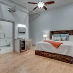 The Majestic Lofts Apartment