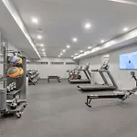 Hyve - Tropical Penthouse - Pool & Gym