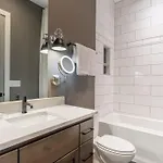 Holiday home New Side By Side Homes - Sleeps 24