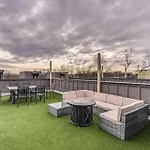 Highland Station - Private Rooftop - Sleeps 14 Holiday home Nashville