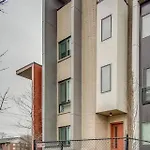 Two Homes - Accommodates 24 Guests * Nashville