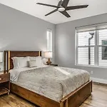 Holiday home Beautiful - Broadway Escape