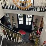 Holiday home Music Manor