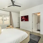 - 1701 Lischey Ave *