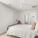 4bd Townhome East Nash With Rooftop 12ppl Holiday home Nashville