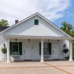 Belle Air Mansion And Inn