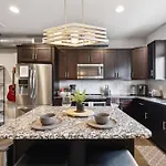 Spacious 3-story Townhome W Rooftop & Views Nashville