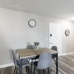 Avery Apartments D4 I Spacious 2 Bed 1 Bath