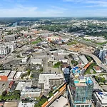 Beverly Nash In Music City Walk To Broadway