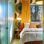 Apartment The Crescendo - On Music Row *