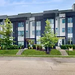 19Th & Wedgewood