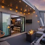 Holiday home Downtown Views Glam Stations Close To Broadway