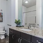 1 Bdr Loft Close To Vanderbilt Hospital
