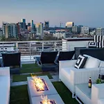 Stella | Downtown Gulch | 7 Min Drive To Broadway! Holiday home