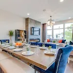 Holiday home The Augustine! | Views, Gym, Walk To Gulch *