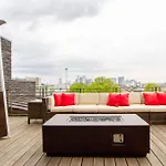 Holiday home The Augustine! | Views, Gym, Walk To Gulch *