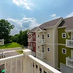 Cumberland Emerald - Walk To Dining *