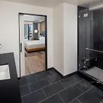 Hotel Canopy By Hilton Downtown The Gulch 4*