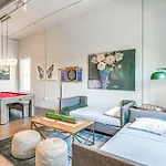 Walk To Vanderbilt Eclectic Apt In Nashville