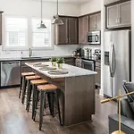 Holiday home 3 Story Townhome In East