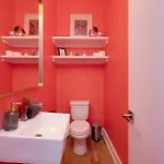 Dolly's Disco - Stylish 2 Bdr Holiday home