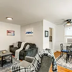 7 Mi To Dtwn Apt With Spacious Yard In Nashville