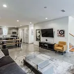 Trendy 3 Bdr For 8 Heart Of Nash Near 5 Points * Nashville