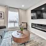 2 Bdr Riverfront Living In Downtown Nashville