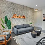 Modern Loft Near West End