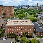 Fabulous Nashvegas Loft Retreat Near Vandy Off West End Mins To Broadway