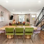 Luxe At 8th And Argyle Elite Vacation Spot Holiday home