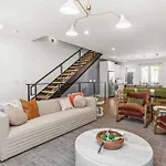 Holiday home Luxe At 8th And Argyle Elite Vacation Spot *