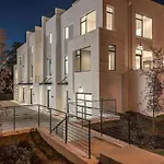 Gulch - Rooftop 360 View With Projector - Garage