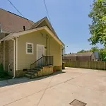 Huge Home For Groups Near Downtown