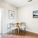 Apartment Cozysuites Musicrow Classy 1br In Nashville! 09 *