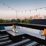 Rooftop Vibes Close To Broadway Nashville