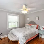 Nashville's Cumberland Holiday home