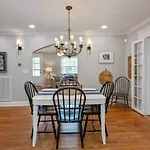 Nashville's Cumberland Holiday home