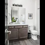 3 Story Townhome In East * Nashville