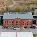 Stellar Sleeps 4 10 Mins From Broadway Holiday home Nashville