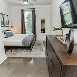 1 Bedroom Loft Near Centennial Park * Nashville